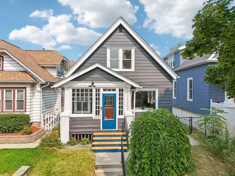 816 E Townsend, Milwaukee, WI 53212