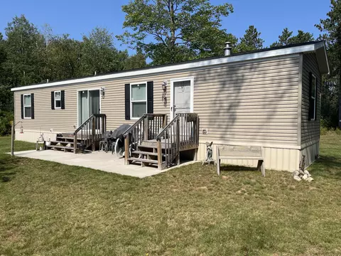 w8457 Holmes Junction Road, Beecher, WI 54156