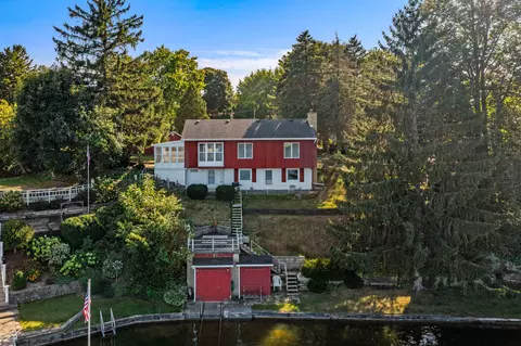 w346n5364 Elm, Oconomowoc, WI 53069