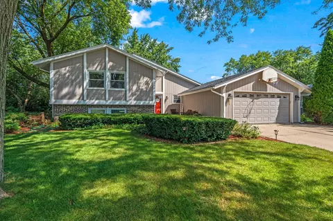 14900 W Fenway, New Berlin, WI 53151