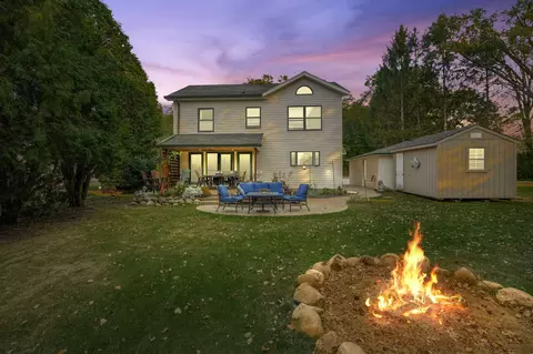 s109w34736 Jacks Bay, Eagle, WI 53149