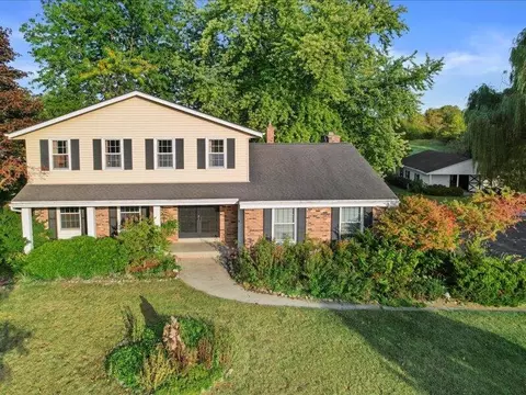 w278s10980 Fairview, Mukwonago, WI 53149