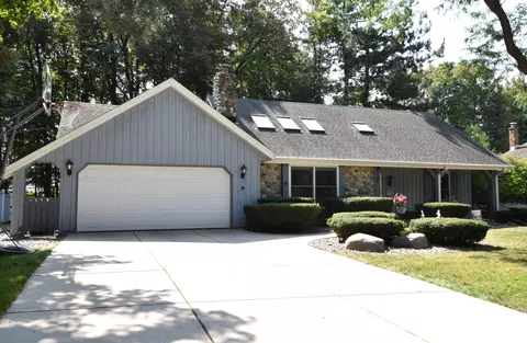 n26w22165 Glenwood, Waukesha, WI 53186