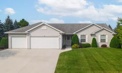 1507 Lisa, New Holstein, WI 53061