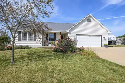 29318 Eagle Rdg, Burlington, WI 53105