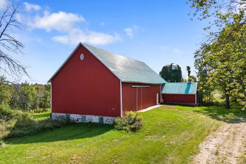 365 Cedar Bch, Belgium, WI 53004