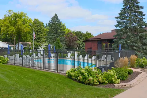 1250 Wisconsin #102B, Lake Geneva, WI 53147
