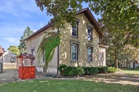 3409 Roberts, Caledonia, WI 53126