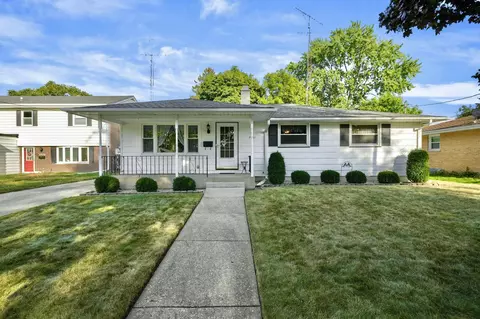 7521 18th, Kenosha, WI 53143