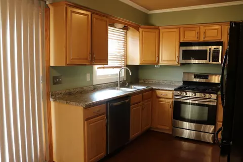 4251 W Cherrywood, Brown Deer, WI 53209