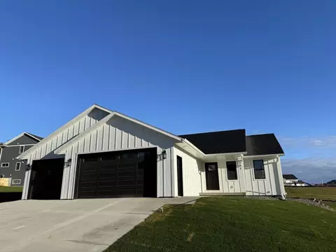 1839 Arches, Holmen, WI 54636