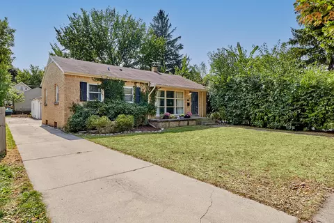 7831 Eagle, Wauwatosa, WI 53213