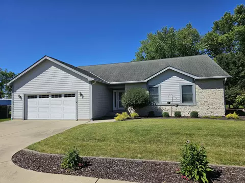 6646 Douglas, Racine, WI 53402