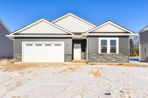 1211 Evergreen #LT 16, Delavan, WI 53115