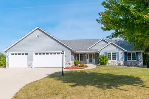 3930 W Victory Crk, Franklin, WI 53132