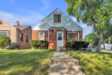 2803 S 49th, Milwaukee, WI 53219