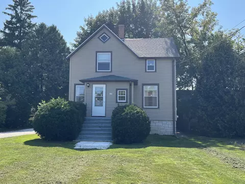 155 Mckinley, Valders, WI 54245