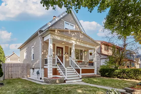 3541 S 19th, Milwaukee, WI 53221