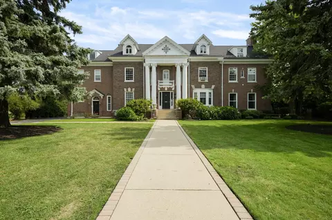 6305 3rd, Kenosha, WI 53143