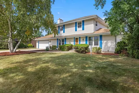 5620 W Abbott, Greenfield, WI 53220