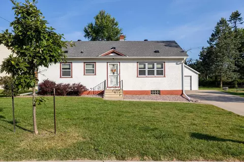 1518 Hoffman, Onalaska, WI 54650