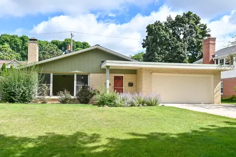 7910 St Anne, Wauwatosa, WI 53213