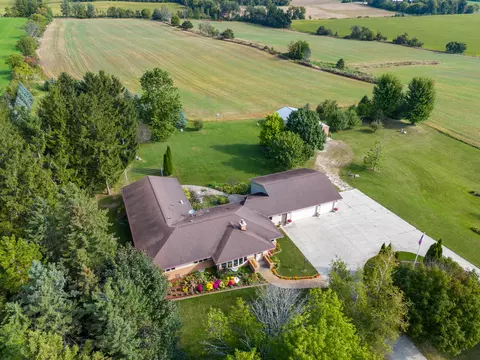 w5630 Indian Mound Road, Sherman, WI 53001