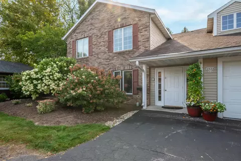 2533 Cross Crk #A, Sheboygan, WI 53081