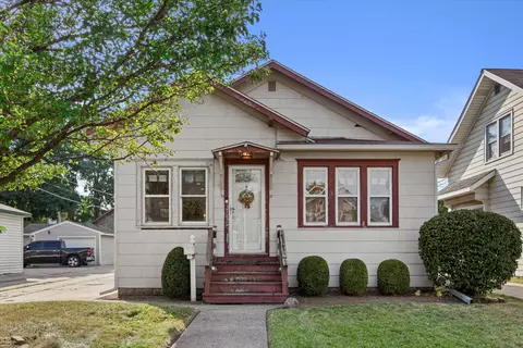 3712 Sheridan, Kenosha, WI 53140