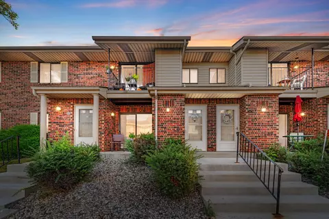 6600 Mariner #204, Mount Pleasant, WI 53406