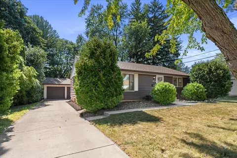 327 Dicke, Sheboygan Falls, WI 53085