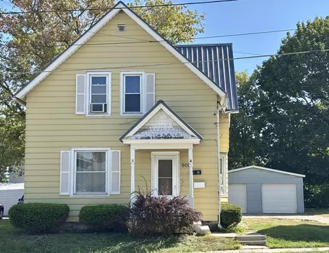 905 S 21st, Manitowoc, WI 54220
