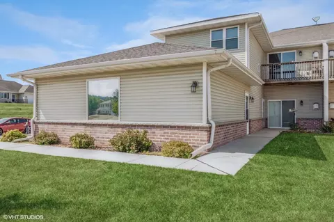 334 Brookside #8, Mayville, WI 53050