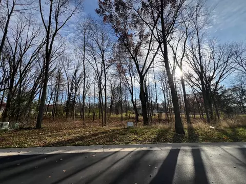 1026 Park #LT 25, Delafield, WI 53018