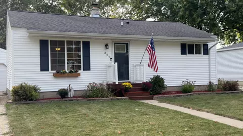 300 Lawrence, Fond Du Lac, WI 54935