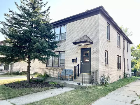 831 S 87th #831A, West Allis, WI 53214