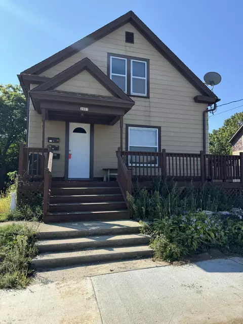 2007 Clark, Manitowoc, WI 54220