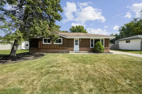 7451 Blackhawk, Racine, WI 53402