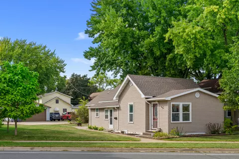 1415 Loomis, La Crosse, WI 54603