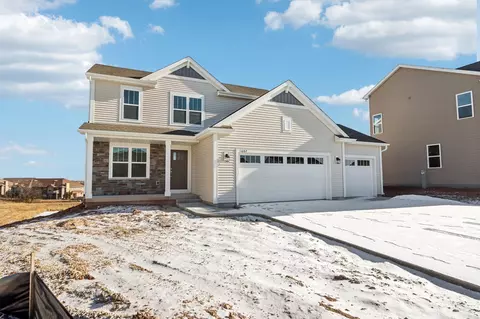 1682 Ridgeview, Port Washington, WI 53074