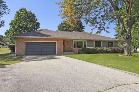 1668 Church, Burlington, WI 53105