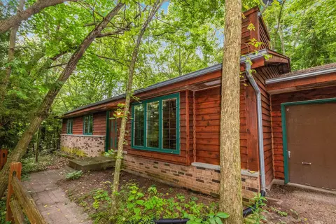 417 Lake Twelve, Farmington, WI 53021