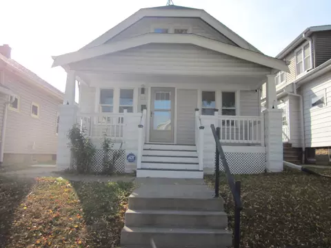 955 S 61st, West Allis, WI 53214