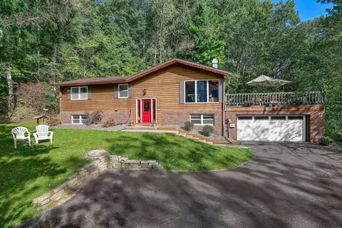 W3881 Sunrise, Greenfield, WI 54601