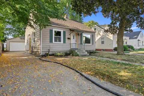 2913 72nd, Kenosha, WI 53143