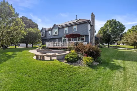 2719 Lavine, Waukesha, WI 53189
