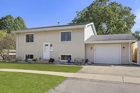 217 N Lincoln, Elkhorn, WI 53121