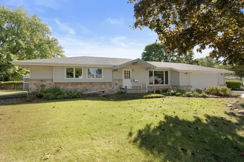 6200 N Alberta, Glendale, WI 53217