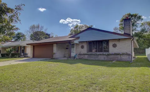 3001 S 83rd, West Allis, WI 53219