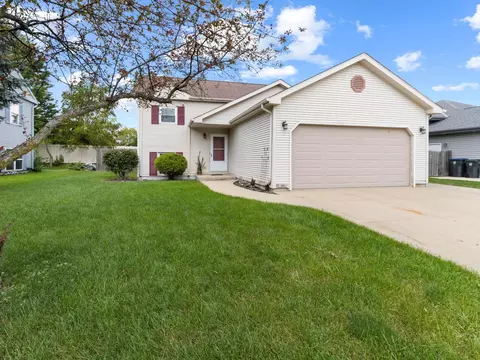 1144 Lombardi, Waukesha, WI 53186